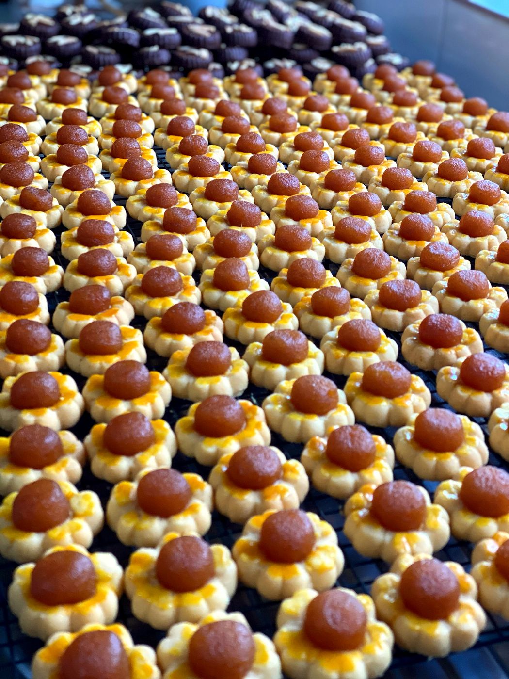 A tray of pineapple tarts